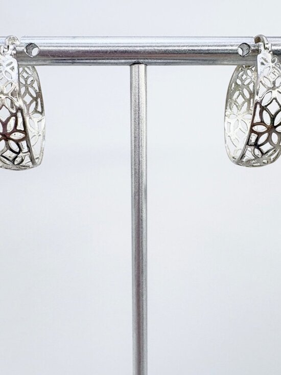 VTG Sterling Silver 925 Open Floral Design Hoop Earrings Size 0.75" Diameter - Picture 1 of 8